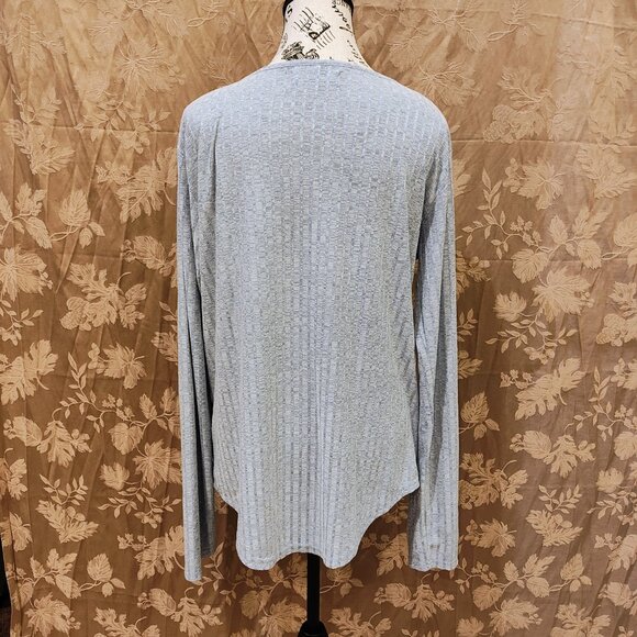 Ge Shan Pin Yue Sport Vogue Long Sleeve Top, Size XL, Excellent Used Condition! - Picture 2 of 3